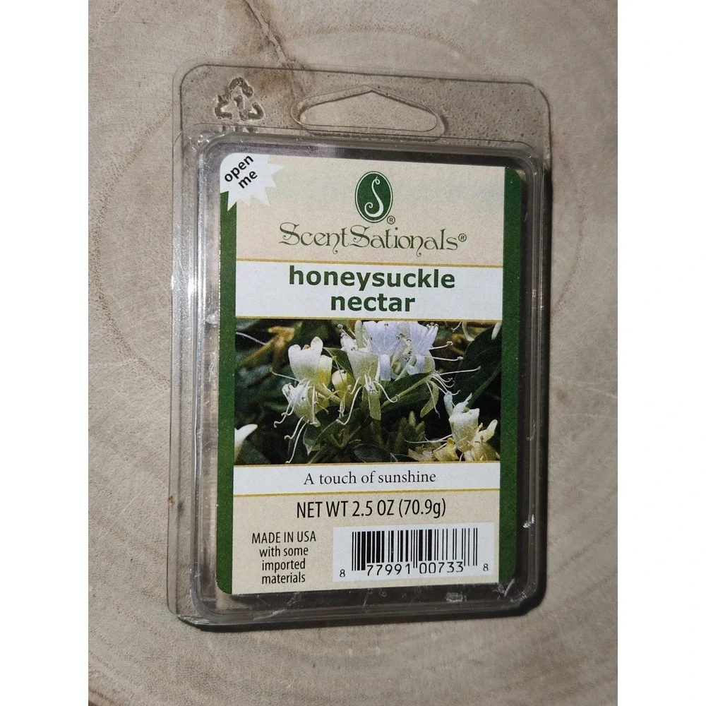 Wax‎ Melts Scented 2.5 Oz 1 Pack Cubes Home Fresh Air Honeysuckle Nectar